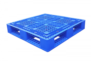 blue plastic pallet